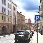 Przy Starowce アパート